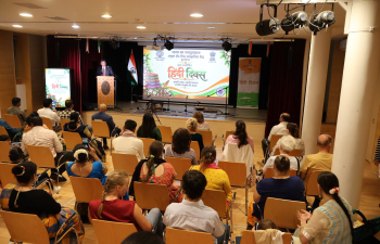 The Embassy of India and the Amrita Sher-Gil Cultural Centre (ASCC), Budapest, celebrated Hindi Day on September 17, 2026, in the esteemed presence of friends of India and members of the Indian diaspora. On this occasion, the Ambassador of India emphasized the importance of the Hindi language in strengthening cultural understanding and promoting relations among people. The Ambassador presented participation certificates to the participants as a token of appreciation for their contributions to the event.
