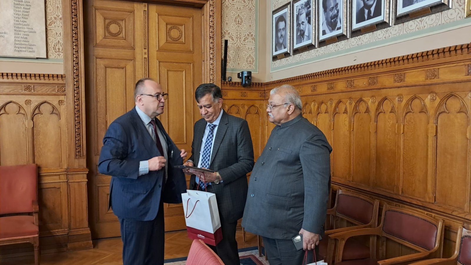 The visiting UP Legislative delegation, led by Speaker Shri Satish Mahana & Chairman Shri Kunwar Manvendra Singh, held warm discussions with Hungarian MPs, including Mr. Zsolt Németh, Chair of the Foreign Affairs Committee.