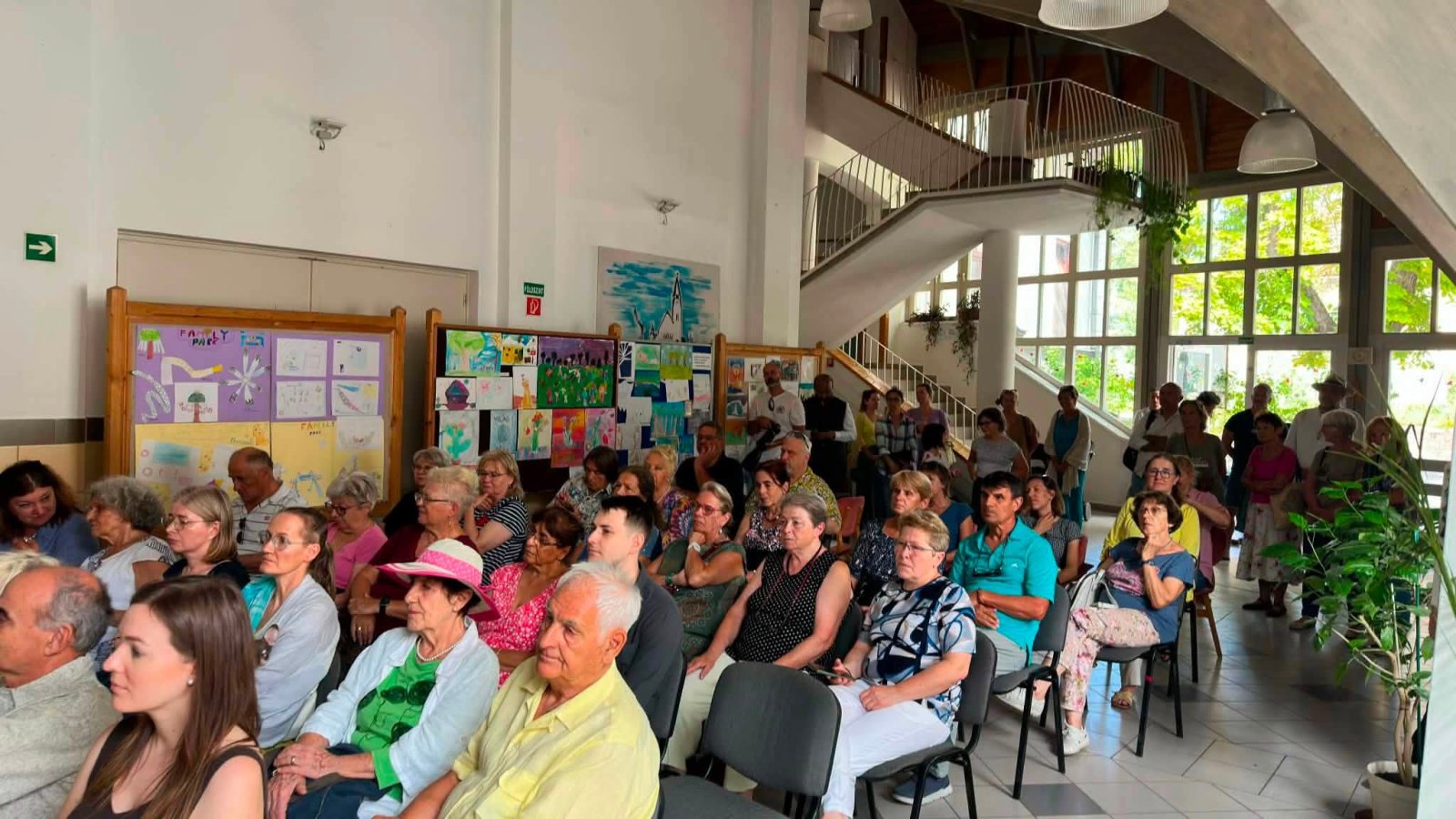 The First Amrita Day in Zebegény .The Embassy of India was delighted to join the Municipality of Zebegény and the Szabad Part Association in celebrating the first Amrita Day.
