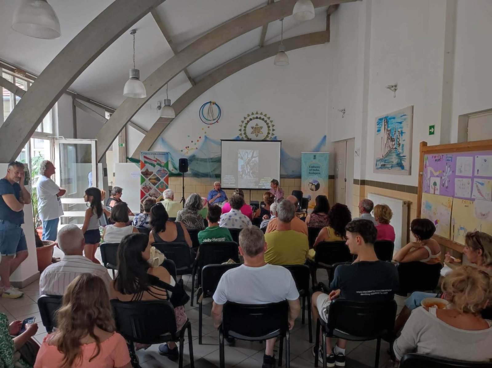 The First Amrita Day in Zebegény .The Embassy of India was delighted to join the Municipality of Zebegény and the Szabad Part Association in celebrating the first Amrita Day.