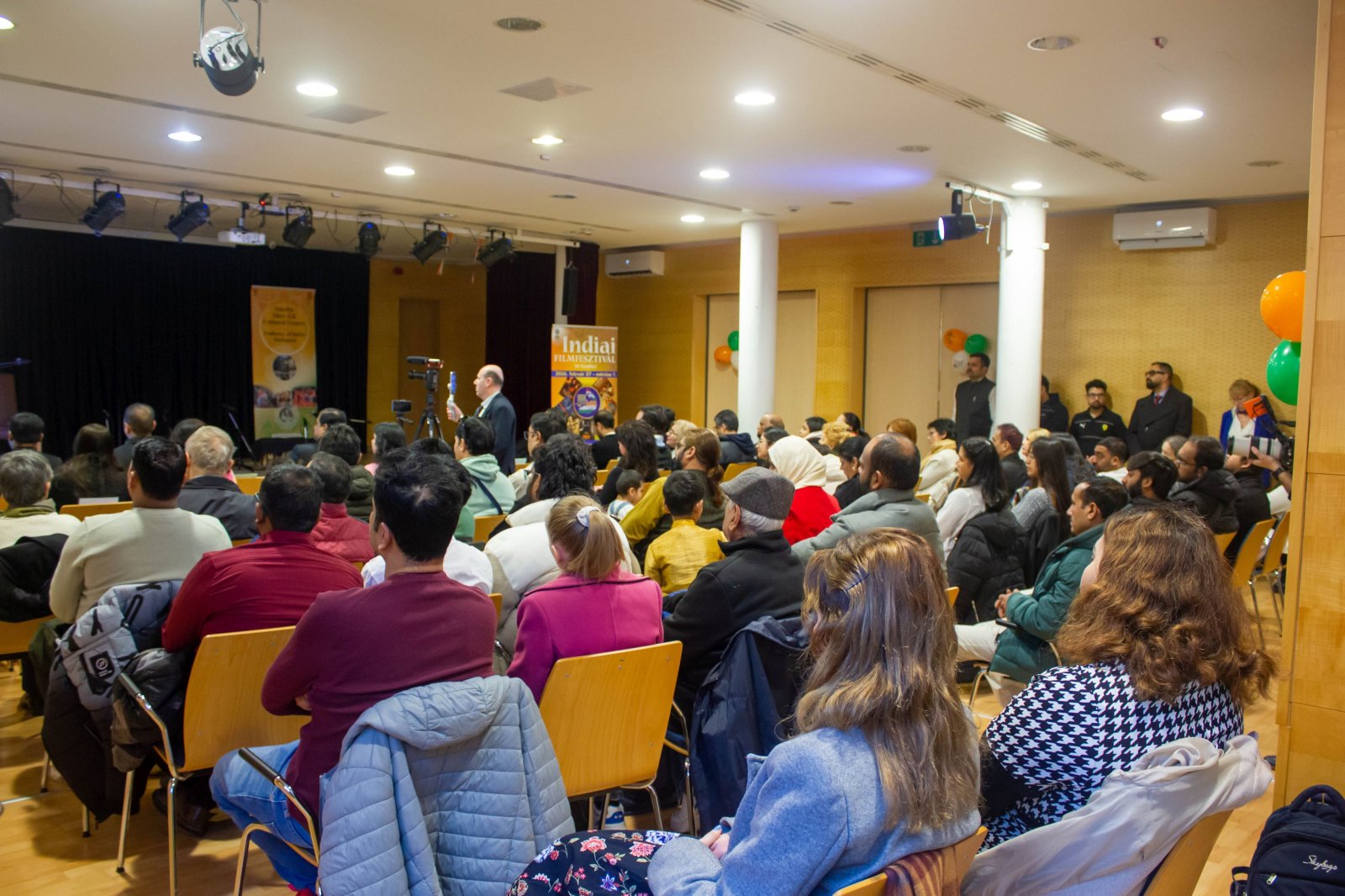 The Embassy of India in Budapest celebrated the 77th Republic Day of India at the Embassy premises on 26 January 2026 with grace and enthusiasm.  The National Flag was unfurled by Ambassador Shri Anshuman Gaur, followed by the singing of the National Anthem. The Ambassador read excerpts of the Address to the Nation delivered by the Hon’ble President of India before the gathering comprising members of Indian diaspora as well as distinguished friends of India.  He also extended his warm greetings and best wishes to the Indian community, underscoring the historical importance and constitutional significance of Republic Day and India’s enduring values of democracy, unity, and sovereignty.